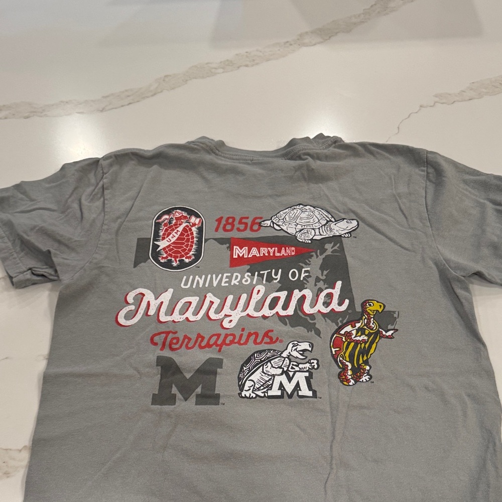 U Maryland Comfort Colors Gray T-Shirt with Red Graphic